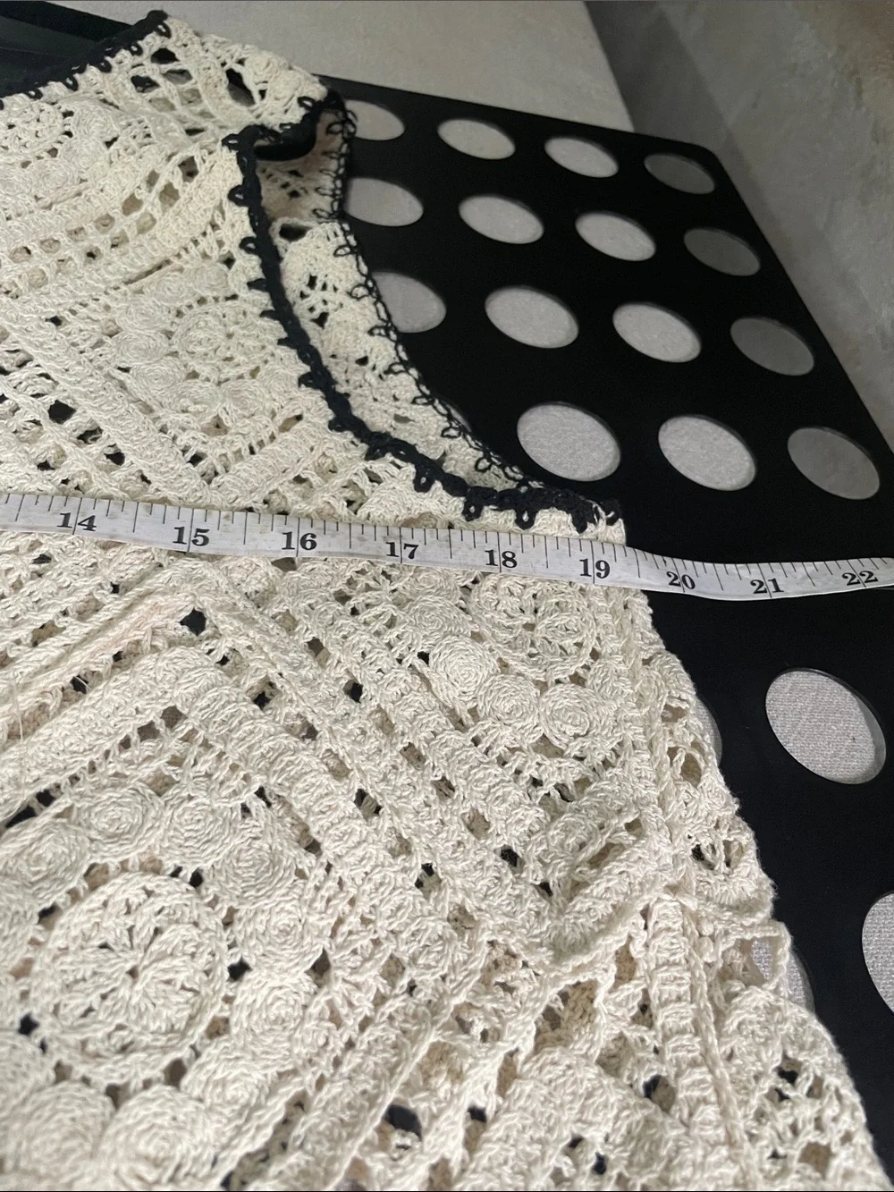 Crochet Lace Tank Top - Cream with Black Trim - Picture 4 of 5